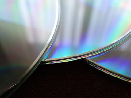 Cd, Dvd, Floppy Disk, Computer, disk, abstract, no people, technology, multi colored, close-up, eyesight, indoors, light - natural phenomenon, compact disc, reflection, focus on foreground, pattern, studio shot, shiny, single object, selective focus, glass - material, transparent, curve, shape, arts culture and entertainment, motion, purple, 2K, CC0, public domain, royalty free