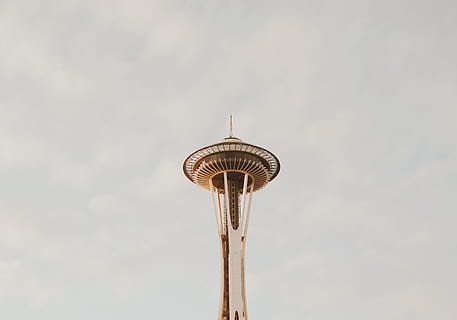 Raumnadel, Nahansicht, Foto, braun, Turm, Seattle Space Needle, Himmel, Wolke, die Architektur, berühmter Platz, Blau, Reiseziele, keine Leute, wolke - himmel, Flachwinkelansicht, draußen, Gebäudehülle, große Höhe, gebaute Struktur, Tourismus, Kommunikation, Reise, Natur, Tag, Technologie, Gebäude, Stadt, Bürogebäude außen, Wolkenkratzer, globale Kommunikation, 4K, CC0, gemeinfrei, lizenzfrei