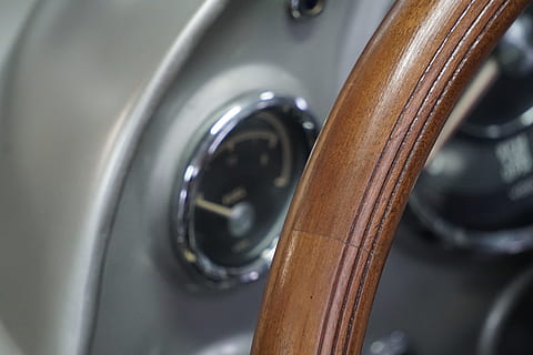 Old Timer, instrumenten, klassiek, historisch, oldtimertentoonstelling, hout, hout - materiaal, detailopname, muziek-, binnenshuis, kunst cultuur en entertainment, geen mensen, selectieve aandacht, focus op de voorgrond, beweging, bekwaamheid, klassieke muziek, muziekinstrument, eten en drinken, studio opname, extreem dichtbij, bedrijf, het verleden, ambacht, nat, luxe, 5K, CC0, publiek domein, royaltyvrij