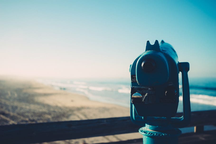 binoculars, telescopi, vista, punt de vista, zoom, càmera - equip fotogràfic, viatjar, a l'aire lliure, mirant, escenics, cel, cel clar, naturalesa, operat amb monedes, terra, mar, escenics - natura, binoculars de monedes, paisatge, aigua, medi ambient, platja, horitzó, cap gent, dia, destinacions de viatge, tecnologia, telescopi de mà, 1080P