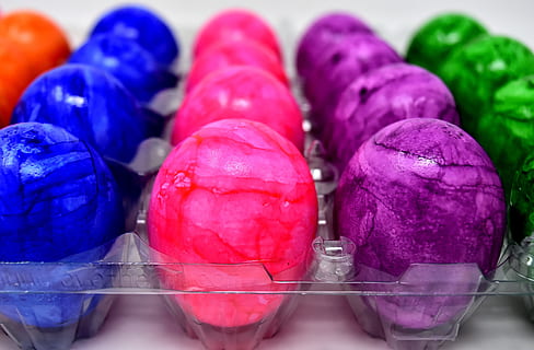 bread eggs, easter eggs, colored, colorful, egg, easter, happy easter, dyed easter eggs, color, colorful eggs, colored eggs, boiled eggs, easter egg, dyed eggs, colored egg, food, freshness, food and drink, purple, close-up, healthy eating, variation, choice, group of objects, multi colored, no people, indoors, blue, still life, vegetable, sweet food, retail, stack, wellbeing, raw food, vegetarian food, 5K, CC0, public domain, royalty free