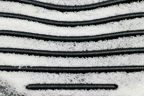 sare, teflon, val, fundal, macro, cadru complet, fundaluri, model, nici o persoana, a închide, iarnă, repetiţie, zăpadă, metal, zi, temperatura rece, grup mare de obiecte, texturată, în interior, roată, consecutiv, obosi, vedere în unghi mare, 5K, CC0, domeniu public, fără drepturi de autor