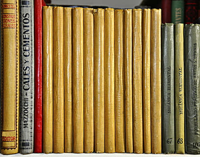 kütüphane, bilme, bilgelik, okuyucu, okuma, kitap, okumak, baskı, Metin, Manuel, antlaşma, belge, klasik, raf, raflar, yerleştirme, yerleştirilmiş, hacimleri, kopya, tomo, karşılamak, Eğitim, öğrenmek, öğrenme, öğretmek, öğretim, kapatmak, insansız, içeriye, büyük nesne grubu, yayın, natürmort, aranjman, yan yana, ön plana odaklanmak, Sarı, varyasyon, bolluk, üst üste, seçim, yığın, müzik, çok renkli, bütün çerçeve, Ciltli kitap, 2K, CC0, kamu malı, telif ücretsiz