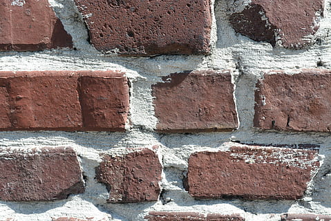 mursten, rød, væg, sten-, blok, rød, væg, murværk, bygget, mønster, struktur, murstens væg, ingen mennesker, baggrunde, dag, fuld ramme, udendørs, arkitektur, bygget struktur, tekstureret, murbygningsfunktion, gammel, tæt på, ru, solid, byggemateriale, forvitret, historie, beton, cement, 2K, CC0, offentligt domæne, royaltyfrie