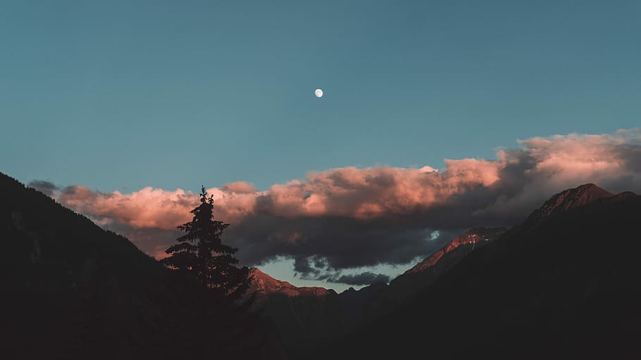 foto de la silueta, muntanya, núvols, fotografia de paisatge, muntanyes, durant el dia, caruso, rocco, explorar, graubünden, suïssa, bosc, arbre, núvol, naturalesa, alp, posta de sol, hora daurada, lluna, atmosfera d’estiu, estiu, fons de pantalla hd, fons de pantalla, hd, cel, bellesa a la natura, escenics - natura, escena tranquil·la, tranquil·litat, núvol - cel, cap gent, silueta, nit, espai, medi ambient, a l'aire lliure, escena no urbana, terra, Serra, vespre, majestuós, astronomia, lluna plena, cim de muntanya, 5K