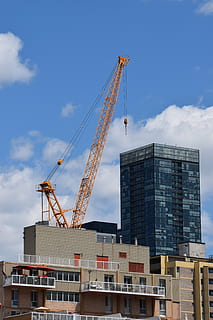 jeřáb, konstrukce, nebe, architektura, struktura, budova, inženýrství, rozvoj, průmyslový, ocel, městský, zařízení, vysoký, projekt, silueta, stavba, jeřáb - stavební stroje, stroje, exteriér budovy, stavební průmysl, průmysl, staveniště, mrak - nebe, nikdo, Příroda, neúplný, město, vysoká - vysoká, den, nízký úhel pohledu, stavební stroje, venku, kancelářská budova exteriér, stavební vybavení, mrakodrap, 5K, CC0, veřejná doména, bez autorských práv