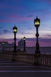 wolken, hemel, donker, nacht, infrastructuur, brug, lamp, post, licht, vonk, architectuur, straatlantaarn, zonsondergang, ingebouwde structuur, straat, wolk - lucht, verlichtingsapparatuur, buitenkant van het gebouw, natuur, verlicht, schemer, stad, geen mensen, buitenshuis, reisbestemmingen, Oranje kleur, gebouw, silhouet, toren, 2K, CC0, publiek domein, royaltyvrij