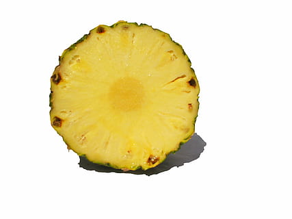 ananasta, hedelmä, ananas, ruoka, tuoreus, viipale, kypsä, poikkileikkaus, lähikuva, ruokavalioon, osa, orgaaninen, Kasvisruoka, luonto, ruoka ja juoma, terveellinen ruokavalio, studio ammuttu, hyvinvointi, leikata, valkoinen tausta, sisällä, keltainen, ei ihmisiä, yksi kohde, asetelma, kopiointitila, suoraan edellä, trooppinen hedelmä, vihreä väri, välipala, 2K, CC0, public domain, rojaltivapaa