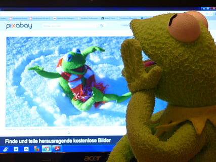 kermit, frog, plush, toy, watching, kermit video clips, computer, pixabay, see, preview image, pc, images, marvel, representation, stuffed toy, human representation, no people, art and craft, male likeness, creativity, day, close-up, still life, nature, sky, craft, text, indoors, 4K, CC0, public domain, royalty free