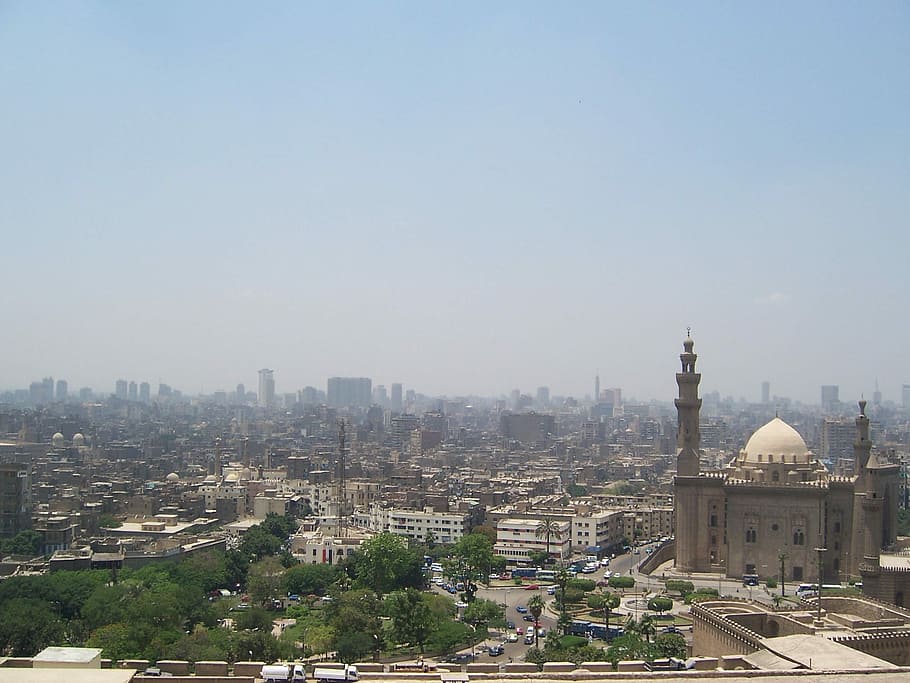 aèria, vista, ciutat, Cairo, Egipte, vista sobre la ciutat, arquitectura, paisatge urbà, exterior de l'edifici, cúpula, estructura construïda, edifici, religió, destinacions de viatge, viatjar, naturalesa, cel, espiritualitat, vista d’angle alt, creença, lloc de culte, boira, cap gent, exterior d’edifici d’oficines, a l'aire lliure, gratacels, smog, 1080P