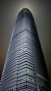 ifc, arquitectònic, fotografia, edifici, arquitectura, gratacels, finestres, boira, llums, alt, vertical, Finances, hong kong, estructura construïda, exterior de l'edifici, exterior d’edifici d’oficines, vista d’angle baix, alta - alta, modern, ciutat, oficina, cel, torre, destinacions de viatge, cap gent, nit, naturalesa, negocis, a l'aire lliure, districte financer, 2K, CC0, domini públic, lliure de regalies