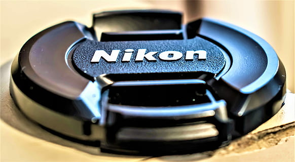 Nikon, el plastico, de cerca, tecnología, conexión, equipo, comunicación, controlar, de color negro, nadie, computadora, texto, adentro, cable, enfoque selectivo, cable USB, transporte, equipo de computadora, electricidad, azul, presionar el botón, datos, accesorio personal, llave de computadora, equipo eléctrico, 4K, CC0, dominio público, libre de derechos