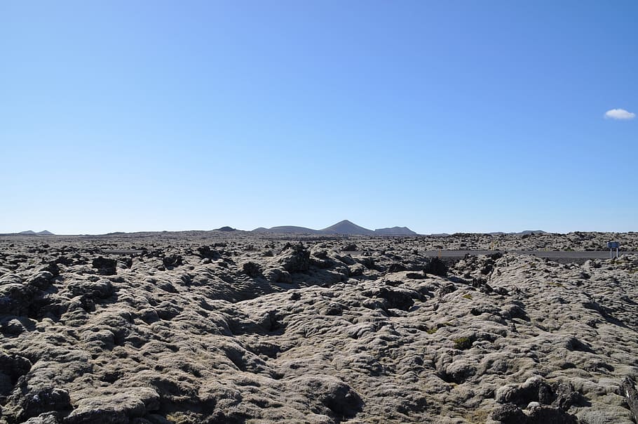 lava, Islandia, naturalesa, blau, a l'aire lliure, dia, cel clar, paisatge, cel, rock, rock - object, sòlid, còpia espai, escenics - natura, escena tranquil·la, bellesa a la natura, tranquil·litat, medi ambient, escena no urbana, cap gent, formació de roca, geografia física, terra, geologia, clima, clima àrid, paisatge dramàtic, formació, erosionat, cràter volcànic, 4K