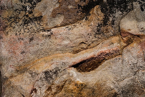 baggrund, klippe, sten-, dristigere, materiale, natur, rock-objekt, fuld ramme, ingen mennesker, solid, tæt på, baggrunde, historie, tekstureret, gammel, dyr repræsentation, fortiden, dag, ru, udendørs, arkitektur, rock formation, repræsentation, jord, arkæologi, gamle civilisation, 4K, CC0, offentligt domæne, royaltyfrie