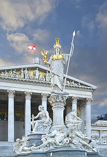viena, Austràlia, cel, núvols, edificis, columnes, arquitectura, referència, monument, escultura, parlament, estàtua, bonic, ciutat, ciutats, art i artesania, representació, representació humana, estructura construïda, núvol - cel, creativitat, columna arquitectònica, destinacions de viatge, història, exterior de l'edifici, vista d’angle baix, el passat, turisme, semblança femenina, viatjar, cap gent, govern, àngel, 2K, CC0, domini públic, lliure de regalies