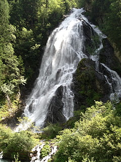 cascata, Grossglockner, Austria, bellezza nella natura, pianta, albero, scenics - natura, movimento, foresta, acqua, terra, acqua corrente, roccia, lunga esposizione, natura, crescita, movimento sfocato, giorno, nessuno, roccia - oggetto, solido, all'aperto, potere in natura, foresta pluviale, fluente, 2K, CC0, dominio pubblico, privo di copyright
