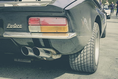 pantera, oldtimer, crom, darrere, clàssic, vehicle, automàtic, raresa, luxe, vintage, retro, automoció, automòbil de cotxes d'època, v8, brillantor, punt de mira, llum de fons, cotxe antic, històricament, parpelleig, transport, manera de transport, automòbil, cotxe, vehicle terrestre, roda, pneumàtic, faro, estil retro, cap gent, llum de la cua, vell, metall, ciutat, carrer, primer pla, comunicació, dia, estacionari, 2K, CC0, domini públic, lliure de regalies