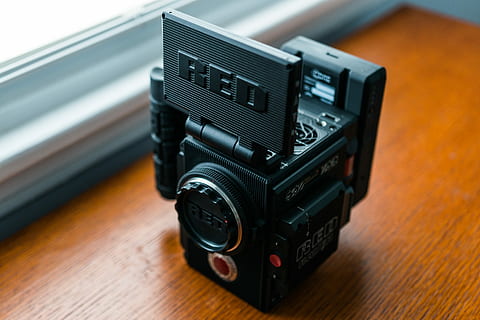 nero, media Player, Marrone, pannello, rosso, macchina fotografica di marca, videocamera, telecamera, Tech, tecnologia, temi fotografici, macchina fotografica - attrezzatura fotografica, in casa, colore nero, attrezzatura fotografica, comunicazione, Camera digitale, tavolo, nessuno, obiettivo - strumento ottico, singolo oggetto, videocamera domestica, cultura artistica e intrattenimento, industria, concentrarsi sulle conoscenze acquisite, attrezzatura, avvicinamento, video, 5K, CC0, dominio pubblico, privo di copyright