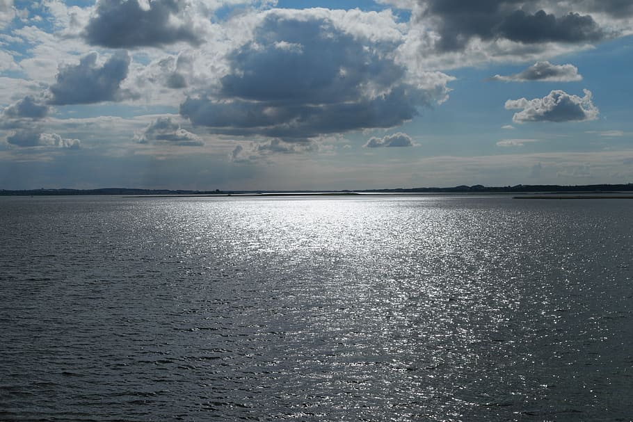 aigua, cel, sol, núvols, Dinamarca, aigua, cel, zelanda, holbæk, blau, reflexió, humor, paisatge, temps, costaner, platja, horitzó, fiord, tranquil·litat, escena tranquil·la, escenics, mar, cap gent, núvol - cel, bellesa a la natura, escenics - natura, davant del mar, naturalesa, horitzó sobre l’aigua, dia, idíl·lic, a l'aire lliure, escena no urbana, paisatge marí, ondulat, 5K