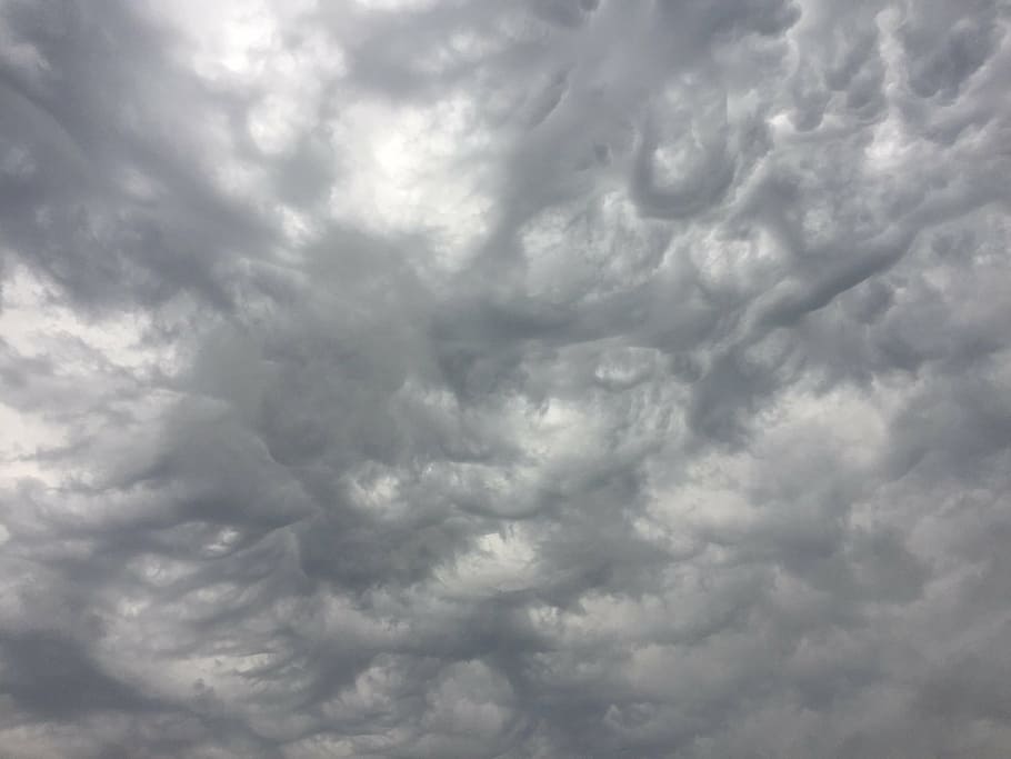 nuvole cumulonembi, nuvole, tempesta, grigio, cielo, temporale, natura, tempo metereologico, pioggia, Pericolo, infausto, incombente, minaccioso, buio, Cloudscape, drammatico, primavera, estate, inverno, autunno, soffice, atmosfera, nuvola - cielo, sfondi, cielo drammatico, pioggia torrenziale, bellezza nella natura, vento, nuvoloso, nuvola temporalesca, bagnato, nessuno, ambiente, scenics - natura, cielo lunatico, all'aperto, meteorologia, bufera di neve, 2K