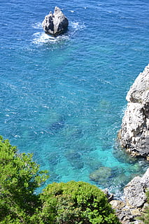 corfu, Grecia, oceano, mare, natura, costa, roccia - oggetto, blu, estate, Paesaggi, acqua, paesaggio, scogliera, mar Mediterraneo, spiaggia, bellezza nella natura, giorno, roccia, vista dall'alto, la tranquillità, solido, nessuno, scenics - natura, scena tranquilla, idilliaco, all'aperto, luce del sole, terra, formazione rocciosa, color turchese, pulito, 4K, CC0, dominio pubblico, privo di copyright