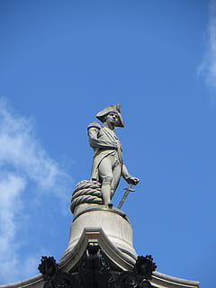 muž, hospodářství, meč, beton, socha, Pane, nelson, sloupec, památník, pán, Nelson, trafalgar, Anglie, mezník, admirál, architektura, slavný, Londýn, náměstí, Spojené království, město, horatio, historický, cestovat, království, cestovní ruch, Británie, skvělý, Angličtina, námořnictvo, pamětní, britský, vítězství, prohlížení památek, námořní, ikonický, sochařství, nízký úhel pohledu, nebe, venku, destinace, lidské zastoupení, umění a řemesla, zastoupení, modrý, mužská podobnost, tvořivost, den, Příroda, nikdo, řemeslo, Dějiny, minulost, kopie prostor, ženská podobnost, náboženství, 4K, CC0, veřejná doména, bez autorských práv