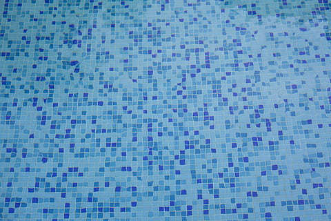 dinding, tanah, biru, ubin, kolam, warna, dinding bata, tembok tua, bata, tekstur, Latar Belakang, menyalin ruang, dekorasi, detail, bingkai penuh, pola, lantai, struktur yang dibangun, fitur dinding - bangunan, tidak ada orang, bertekstur, Arsitektur, hari, kolam renang, di luar rumah, lantai keramik, ungu, 5K, CC0, domain publik, bebas royalti