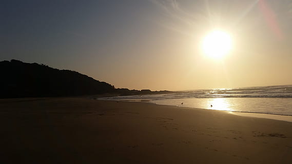 tramonto, spiaggia, africano, mare, acqua, cielo, terra, sole, bellezza nella natura, la tranquillità, sabbia, luce del sole, scenics - natura, orizzonte, natura, scena tranquilla, orizzonte sull'acqua, riflessione, idilliaco, nessuno, all'aperto, luminosa, riflesso lente, bassa marea, 5K, CC0, dominio pubblico, privo di copyright