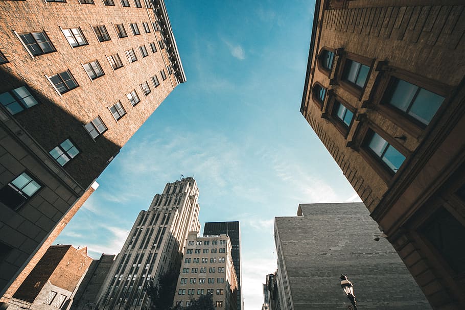 červ, pohled, budov, červí oko, fotografování, pohled červího oka, okno, budova, mrakodrap, architektura, věž, New York City, manhattan - new york city, exteriér budovy, městské scény, město, stavba, kancelářská budova, nebe, venku, městský život, centrální čtvrti, panoráma města, nízký úhel pohledu, nikdo, architektura a budovy, státu New York, usa, destinace, kancelářská budova exteriér, vysoká - vysoká, Příroda, den, mrak - nebe, rezidenční čtvrti, slunečního světla, moderní, kancelář, přímo pod, byt, 5K
