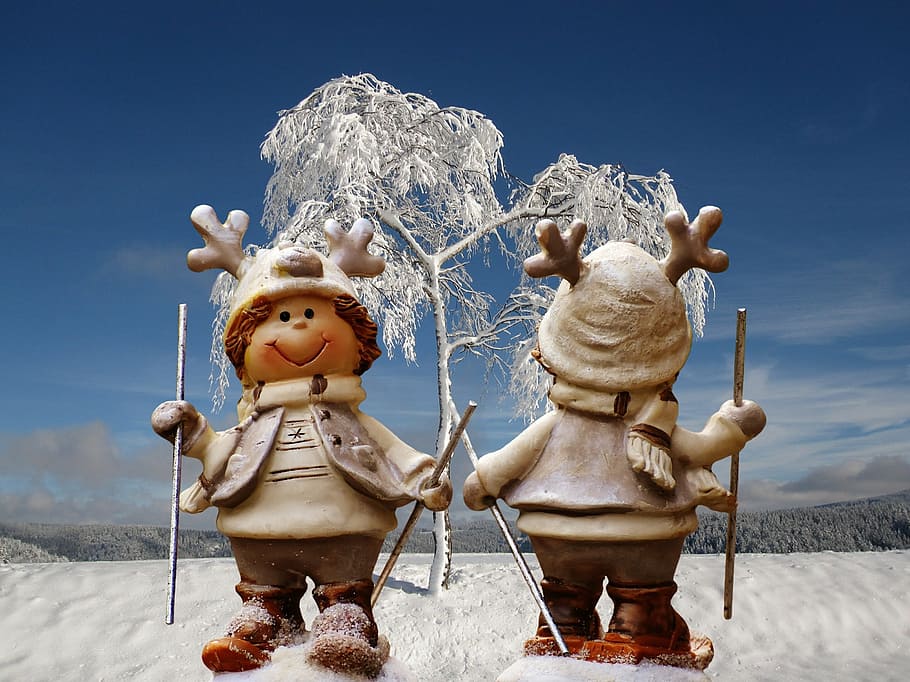 figuras, invierno, nieve, esquí, gracioso, Navidad, animal, deco, tiempo de Navidad, adviento, decoración, diciembre, contemplativo, decorado, Decoración navideña, figura, cielo, día, al aire libre, nadie, temperatura fría, azul, infancia, cielo limpio, representación, representación humana, Arte y artesanía, escultura, naturaleza, creatividad, estatua, arte, semejanza masculina, ángel, 1080P