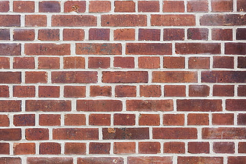 paret de maó, maó, paret, fons, vermell, construcció, morter, patró, rectangle, blocs, textura, textura de maó, industrial, urbà, marc complet, estructura construïda, arquitectura, funció de construcció de parets, cap gent, dia, repetició, marró, exterior de l'edifici, forma geomètrica, primer pla, forma, a l'aire lliure, disseny, efecte texturat, 1080P, CC0, domini públic, lliure de regalies
