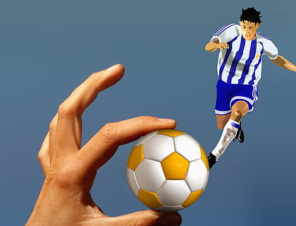 Person, halten, Fußball, Hand, Finger, behalten, Zugriff, Mann, bengel, Silhouette, Sport, Ball, Feld, Kick, Lauf, Spieler, abspielen, Hintergrund, Logo, Cartoons, Fußballspieler, Bewegung, Bild, Kontakt, Fußballer, Mannschaftssport, spielen, Sportausrüstung, menschliche Hand, eine Person, Fußballuniform, Blau, menschliches Körperteil, Freizeitbeschäftigung, Athlet, Lebensstile, Sportuniform, 2K, CC0, gemeinfrei, lizenzfrei