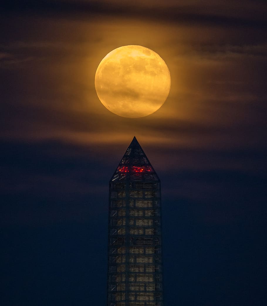 torre d’obelisc, lluna, nit, supermoon, ple, perigeu, monument de Washington, brillant, llum, núvols, Districte de Columbia, dc, EUA, Amèrica, cel, exterior de l'edifici, estructura construïda, arquitectura, torre, núvol - cel, posta de sol, naturalesa, cap gent, alta - alta, lluna plena, astronomia, edifici, color taronja, bellesa a la natura, forma geomètrica, forma, a l'aire lliure, exterior d’edifici d’oficines, Lluna planetària, gratacels, fletxa, 2K