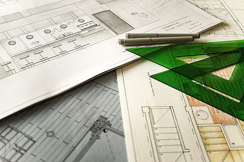 plano, laico, fotografía, blanco, papeles de imprenta, plumas, gris, triángulo verde, herramientas de medición, dibujo técnico, arquitectura, proyecto, reglas, autocad, escala, trabajo, diseño de interiores, pacto, plan, negocio, planificación, Negocio corporativo, financiar, papel, diagrama, nadie, de cerca, adentro, número, regla, naturaleza muerta, color verde, bolígrafo, lápiz, grafico, gráfico, documento, vista de alto ángulo, cianotipo, ganar dinero, 5K, CC0, dominio público, libre de derechos