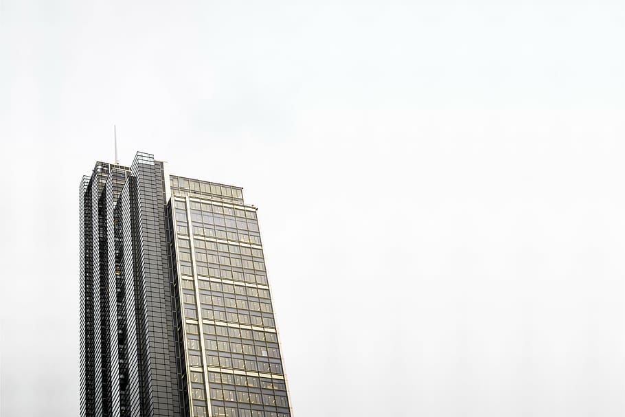gris, pintat, edifici, blanc, fons, arquitectura, infraestructura, estructura, establiment, apartament, finestres, condomini, hotel, gratacels, còpia espai, exterior de l'edifici, ciutat, negocis, modern, vida de ciutat, exterior d’edifici d’oficines, estructura construïda, oficina, alta - alta, cel, negoci corporatiu, barri residencial, Finances, torre, cap gent, districte del centre de la ciutat, districte financer, paisatge urbà, acer, 5K