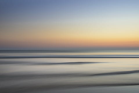 intitulado, agua, olas, tranquilo, suave, superficie, crepúsculo, puesta de sol, noche, oscuridad, larga exposición, borroso, mar, Oceano, scenics, belleza en la naturaleza, tranquilidad, naturaleza, escena tranquila, cielo, al aire libre, paisajes - naturaleza, nadie, copia espacio, horizonte sobre el agua, horizonte, idílico, cielo limpio, mineral, sal plana, 5K, CC0, dominio público, libre de derechos