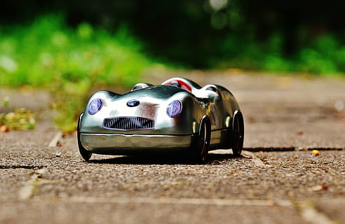 auto, stříbrný, list, box, závodní auto, úložný prostor, cookie jar, plechovka, venku, způsob dopravy, přeprava, selektivní zaměření, motorové vozidlo, sport, sportovní auto, pozemního vozidla, sportovní závod, silnice, motoristický sport, nikdo, lesklý, aktivita, soutěž, osobní pozemní vozidla, stříbrné barvy, chrom, 5K, CC0, veřejná doména, bez autorských práv