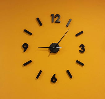 klokke, oransje, vegg, time, tid, minuttviseren, timeviser, urskive, ingen folk, innendørs, Nummer, klokkehånd, tidsinstrument, nøyaktighet, farget bakgrunn, veggur, stilleben, se, gul, geometrisk form, studio skudd, form, høy vinkel visning, bakgrunn, 1080P, CC0, offentlig domene, opphavsrett gratis
