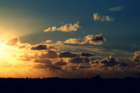 dawn, landscape, nature, sky, clouds, daylight, outdoors, silhouette, skyline, sun, sunrays, sunset, cloud - sky, beauty in nature, scenics - nature, tranquil scene, tranquility, no people, idyllic, environment, sunlight, orange color, dramatic sky, non-urban scene, tree, plant, 5K, CC0, public domain, royalty free