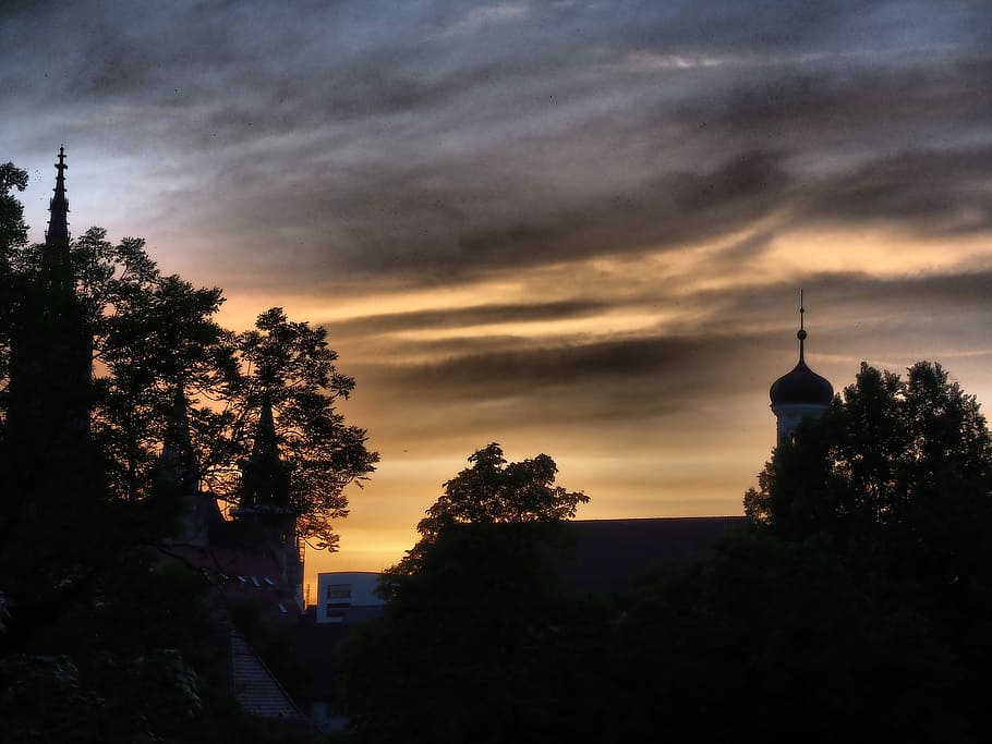 ulm katedrála, kostelní věž, dramatický, hdr, ulm, nebe, strom, mrak - nebe, architektura, stavba, nikdo, exteriér budovy, západ slunce, rostlina, silueta, Příroda, náboženství, budova, místo uctívání, víra, duchovno, oranžová barva, venku, věž, 4K