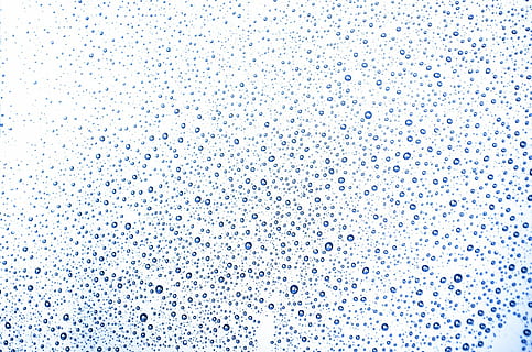 Weiß, Blau, Farbe, fallen, Wasser, Hintergrund, Makro, Spritzen, Regen, Getränke, isoliert, nass, klar, Kondensation, getrenntes Weiß, Tröpfchen, natürlich, medizinisch, Flüssigkeit, organisch, Wellness, Leben, glänzend, Nässe, tropfen, Element, glatt, Idee, gestalten, abstrakt, kreativ, Hintergründe, Muster, texturiert, keine Leute, beschmutzt, weiße Farbe, Struktureffekt, schwarze Farbe, kopieren sie platz, ausgeschnitten, Blase, hell erleuchtet, 1080P, CC0, gemeinfrei, lizenzfrei