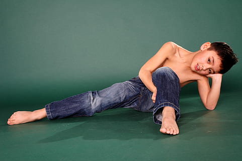 cute, model, young, guy, smiling, looking at camera, portrait, full length, copy space, happiness, indoors, adult, one person, studio shot, cheerful, emotion, young adult, green background, sport, colored background, looking, enjoyment, mouth open, hairstyle, 2K, CC0, public domain, royalty free