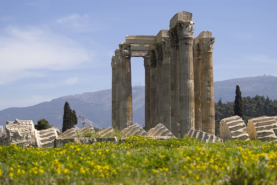 graue Betonpfeiler, Athen, Tempel, Säulen, uralt, Reise, Griechenland, alte Ruine, Archäologie, die Architektur, berühmter Platz, Geschichte, stein material, ruiniert, Architektur und Gebäude, Reiseorte, die Vergangenheit, alte Zivilisation, Reiseziele, Kulturen, römisch, Himmel, alt, gebaute Struktur, Pflanze, architektonische Säule, Natur, Tag, keine Leute, Blume, Gras, Feld, Land, blühende Pflanze, draußen, 2K