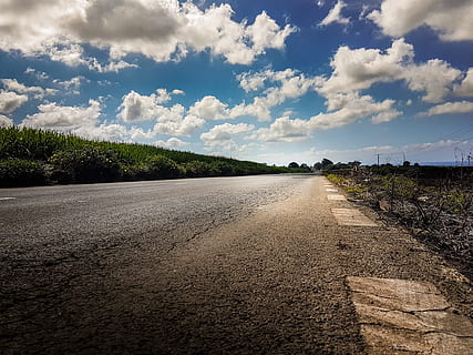 Straße, Himmel, Wolken, Landschaft, wunderschönen, Mauritius, wolke - himmel, der Weg nach vorn, Richtung, Transport, Baum, Natur, Pflanze, keine Leute, Ruhe, Tag, ruhige Szene, abnehmende Perspektive, Land, Szenen - Natur, Schmutz, Fluchtpunkt, leere Straße, draußen, lange, 4K, CC0, gemeinfrei, lizenzfrei