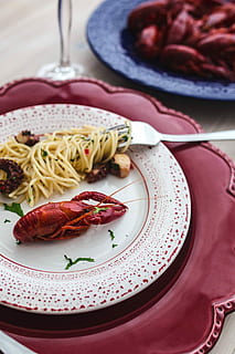 dinner, seafood pasta, crayfish, red, wine, table, decorated, roses, Fancy, seafood, pasta, red wine, elegant, octopus, food, plate, gourmet, meal, crockery, freshness, close-up, lunch, food And Drink, cooked, healthy Eating, no people, ready-to-eat, kitchen utensil, eating utensil, wellbeing, still life, indoors, high angle view, spoon, italian food, vegetable, spaghetti, temptation, common beet, 4K, CC0, public domain, royalty free