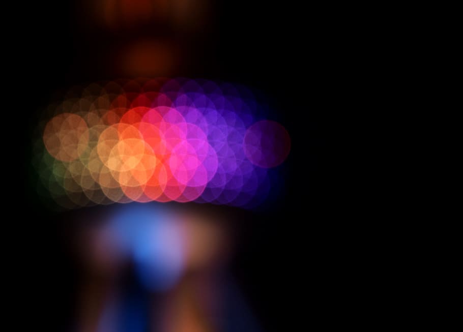 bokeh, il·luminació, fons, defocated, resum, nit, il·luminat, celebració, brillant, multicolor, equips d’il·luminació, decoració, Nadal, tacat, purpurina, vida nocturna, cercle, patró, fosc, groc, color negre, efectes fotogràfics, tecnologia, cap gent, blau, forma geomètrica, part del cos humà, fons negre, forma, una persona, llum - fenomen natural, a l'interior, primer pla, color vibrant, part del cos, cultura i entreteniment artístic, llum, extremitat humana, 4K