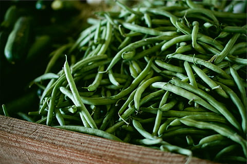 Ondiep, focus fotografie, groen, groenten, groente, draad, Boon, voedsel, vegetarisch, biologisch, rauw, markt, tuinieren, heerlijk, gezond, bonen, eten en drinken, groene kleur, versheid, gezond eten, welzijn, detailopname, stilleven, overvloed, geen mensen, grote groep objecten, binnenshuis, selectieve aandacht, rauw eten, kleinhandel, hoop, 1080P, CC0, publiek domein, royaltyvrij
