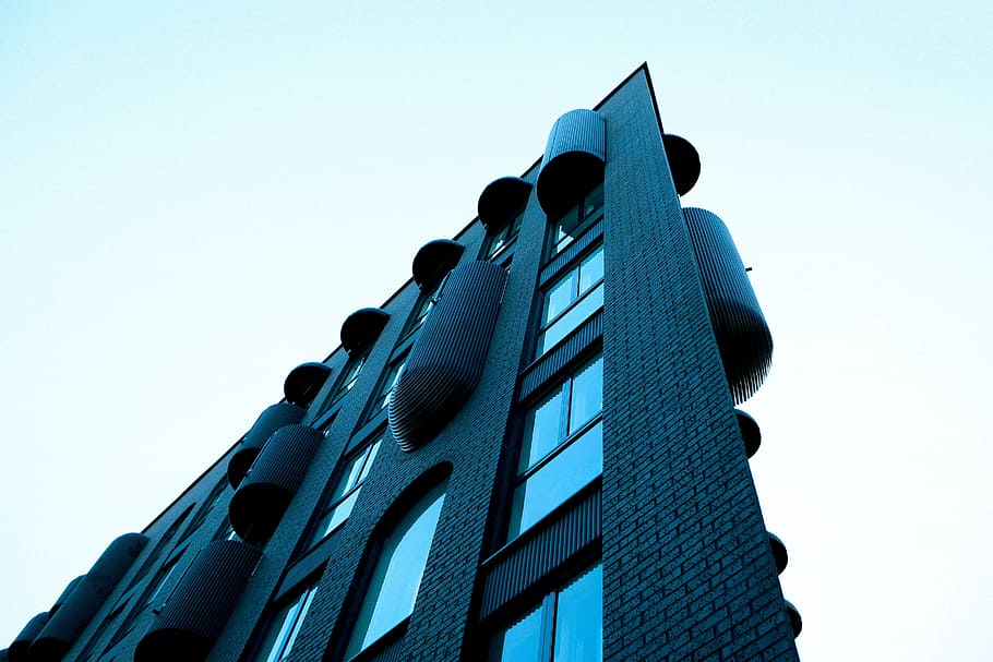struktura, budova, zřízení, architektura, město, městský, modernizace, nadace, nebe, nízký úhel pohledu, exteriér budovy, stavba, čisté nebe, nikdo, Příroda, modrý, den, kancelářská budova exteriér, kancelář, kopie prostor, venku, moderní, technologie, mrakodrap, vysoká - vysoká, 5K