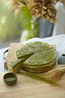 runden, geschnitten, Kuchen, oben, braun, Oberfläche, Süßigkeiten, Geschenk, Dessert, matcha, grüner Tee, Tee, Ghostsweets, Essen und Trinken, Lebensmittel, Tabelle, Fokus auf den Vordergrund, Stillleben, Frische, Holz - Material, keine Leute, Küchenutensilien, Nahansicht, drinnen, Löffel, Wohlbefinden, Matcha-Tee, grüne Farbe, Schüssel, Tag, Essgeschirr, gesundes Essen, Zutat, 1080P, CC0, gemeinfrei, lizenzfrei