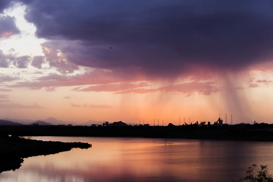 ampli, foto d'angle, cos, aigua, ennuvolat, cel, durant el dia, posta de sol, núvol, sortida del sol, riu, silueta, pluja, llac, ombra, paisatge, naturalesa, fosc, horitzó, az, tempe, núvol - cel, reflexió, bellesa a la natura, escenics - natura, tranquil·litat, escena tranquil·la, cap gent, arquitectura, ciutat, vespre, cel dramàtic, a l'aire lliure, paisatge urbà, 4K